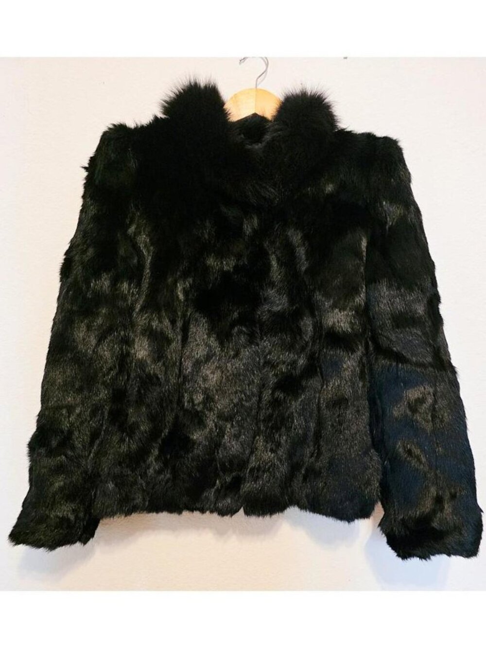 Vintage Black Fur Cropped Jacket – Luxe Boxy Fit